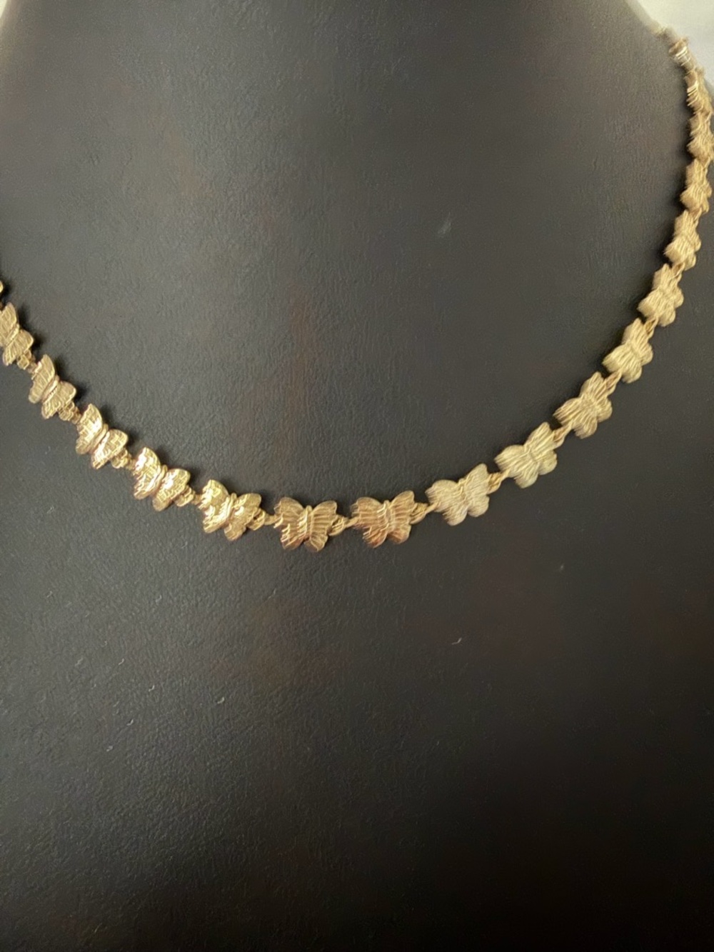 Gold Butterfly Link Necklace - Elegant Women’s Jewelry - Picture 2 of 2